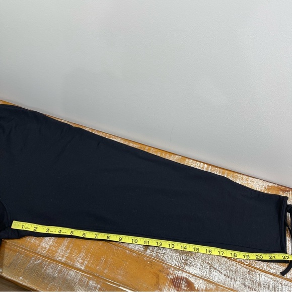 Lululemon cute bow tie joggers Size 10 Color Black - Picture 12 of 13